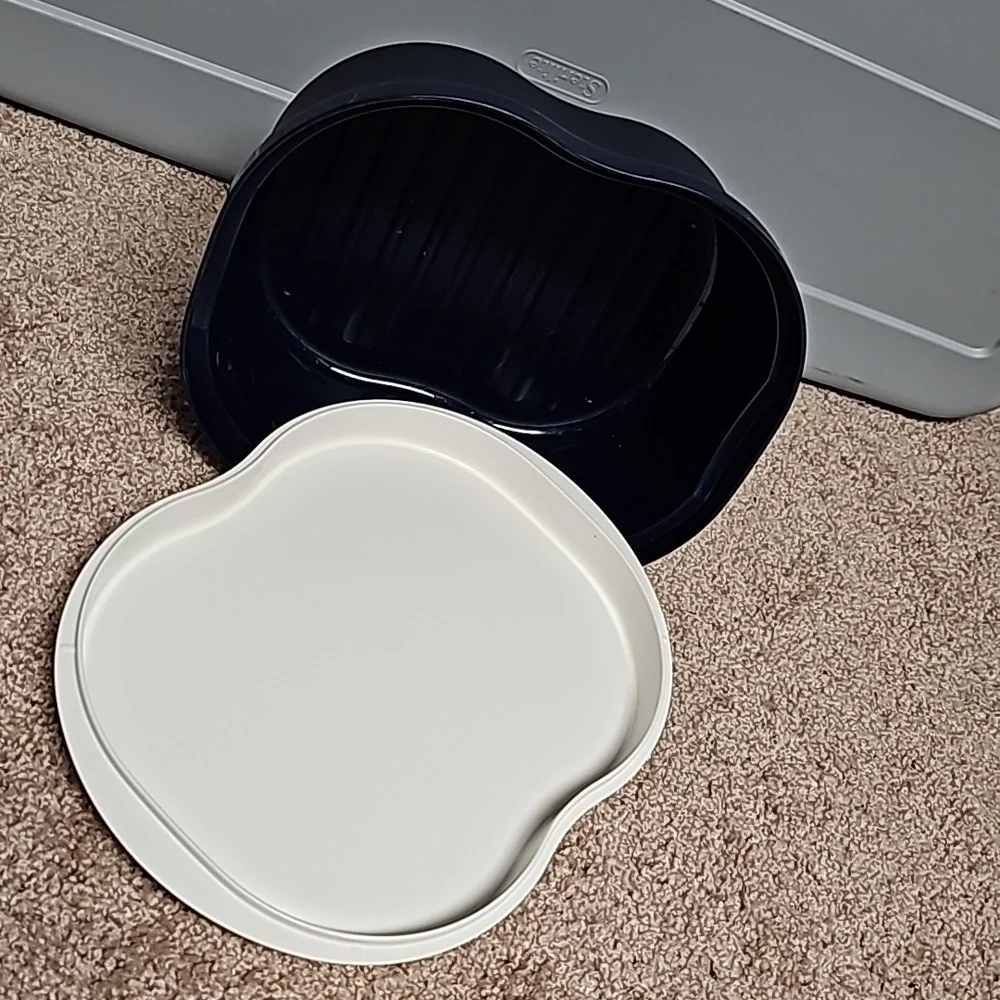 Tupperware Double Use Container - Picture 5 of 8